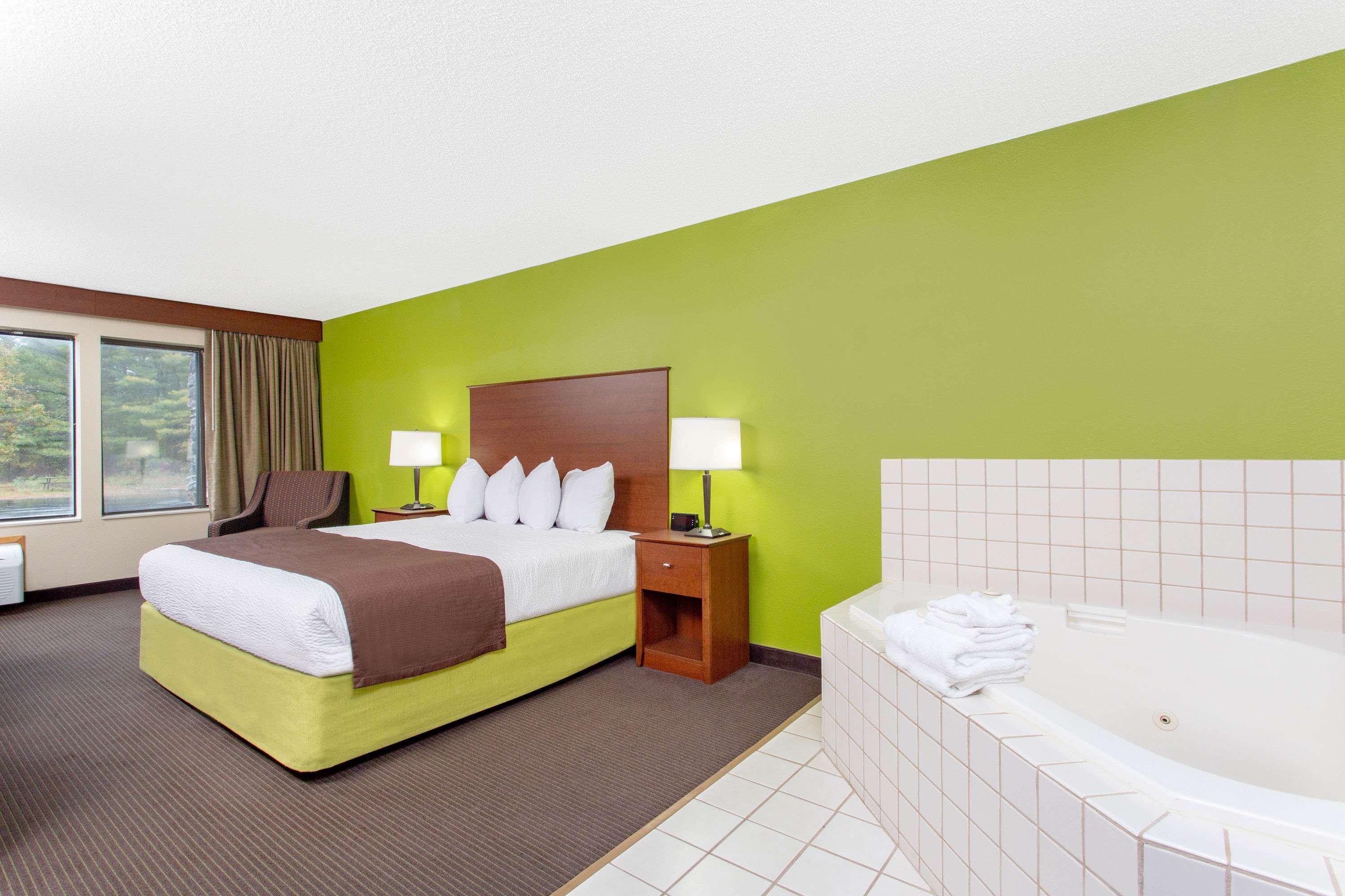 Americinn By Wyndham I-94 On Atv Trail 2*