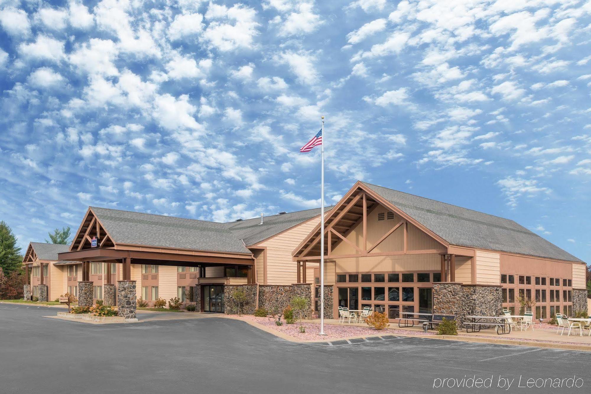 Hotel Americinn By Wyndham I-94 On Atv Trail