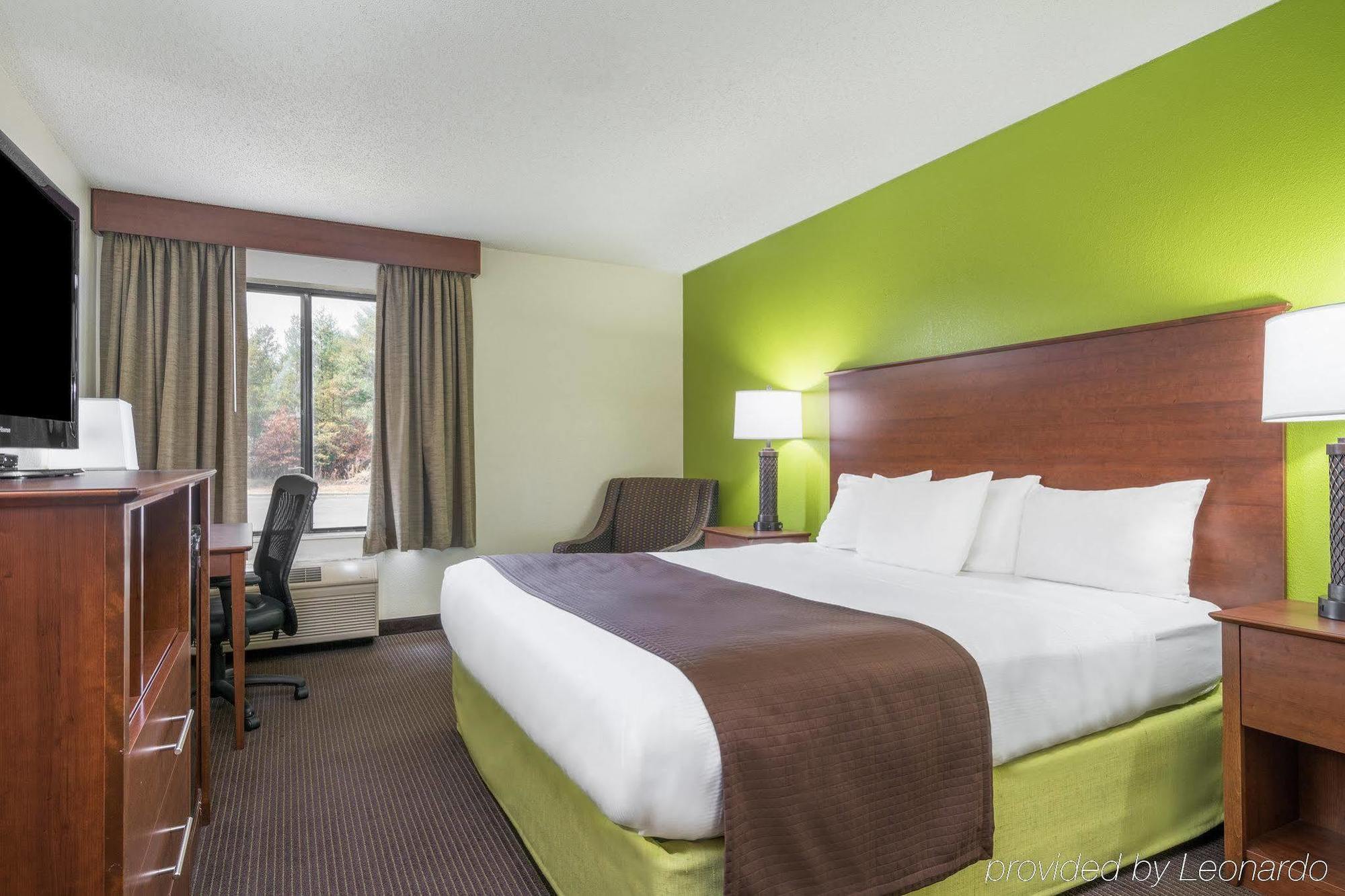 Hotel Americinn By Wyndham I-94 On Atv Trail Black River Falls