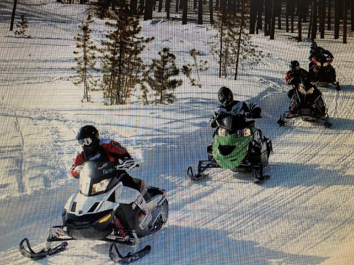Hotel Americinn By Wyndham I-94 On Atv Trail 2*